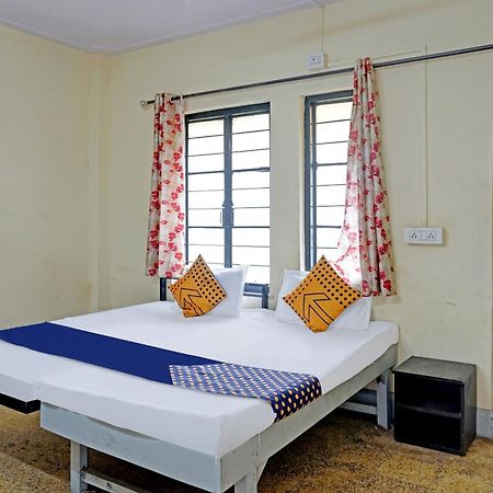 Spot On Hotel Prakash Residency, Near Hanuman Gym Ajmera Colony, Pimpri Экстерьер фото