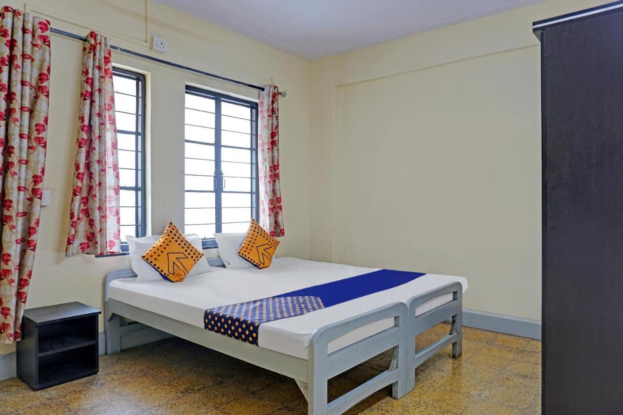 Spot On Hotel Prakash Residency, Near Hanuman Gym Ajmera Colony, Pimpri Экстерьер фото