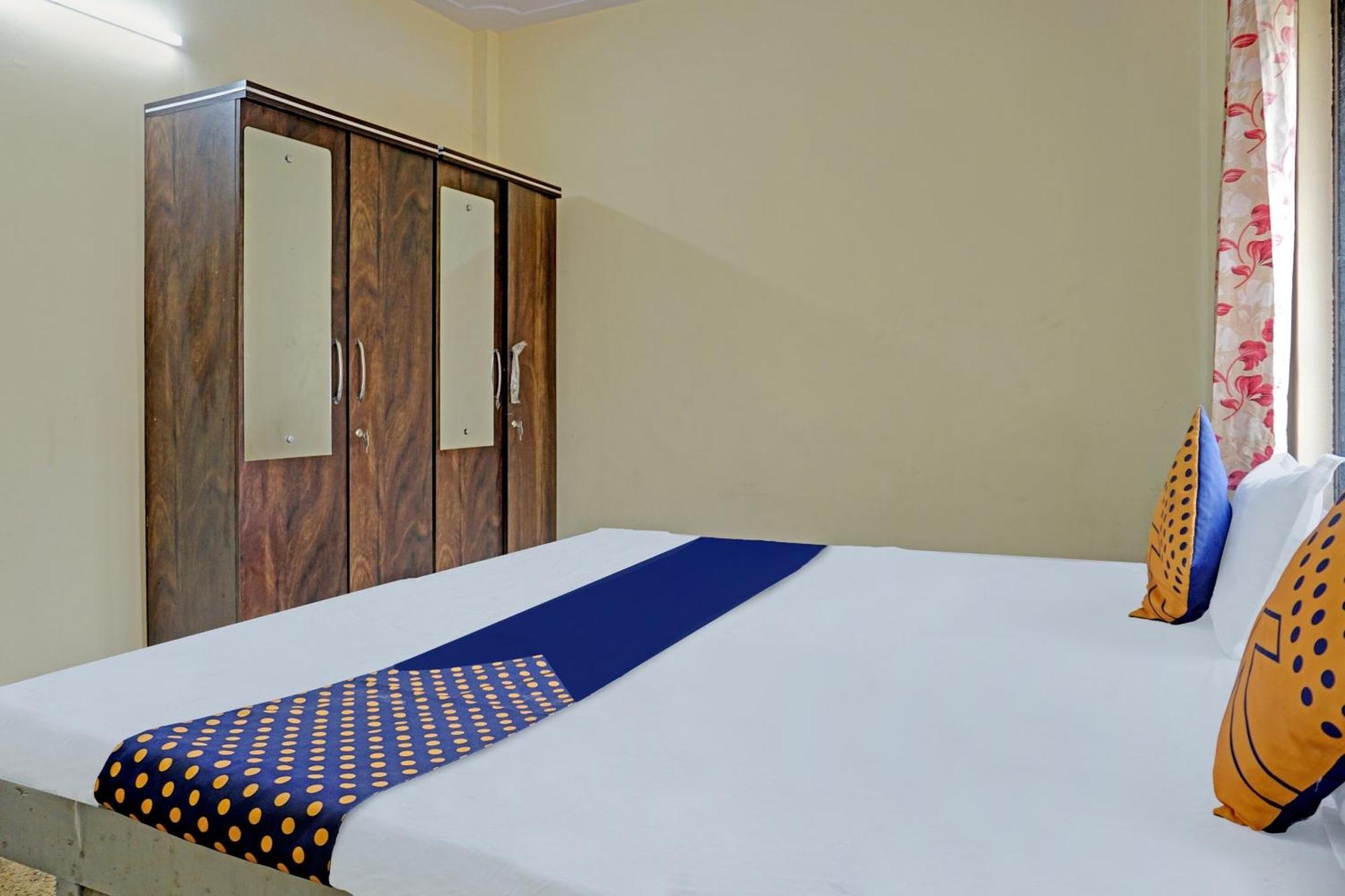 Spot On Hotel Prakash Residency, Near Hanuman Gym Ajmera Colony, Pimpri Экстерьер фото