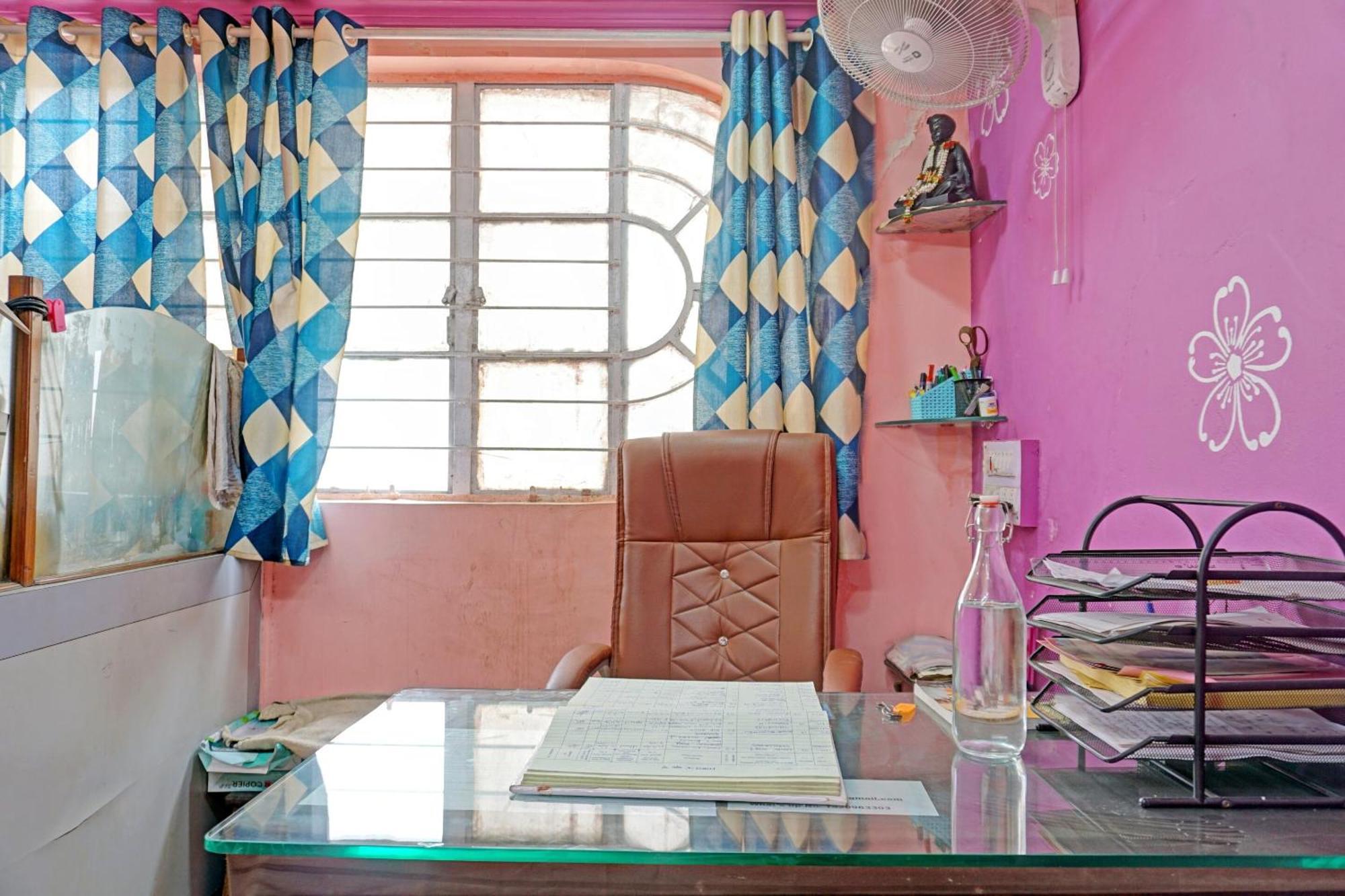 Spot On Hotel Prakash Residency, Near Hanuman Gym Ajmera Colony, Pimpri Экстерьер фото